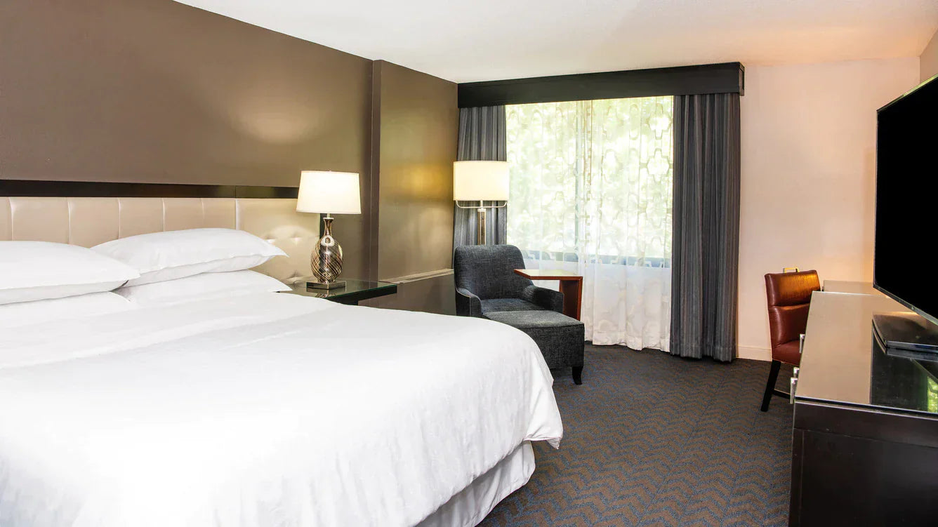Poolside Room Upgrade - Hotel Booking Required